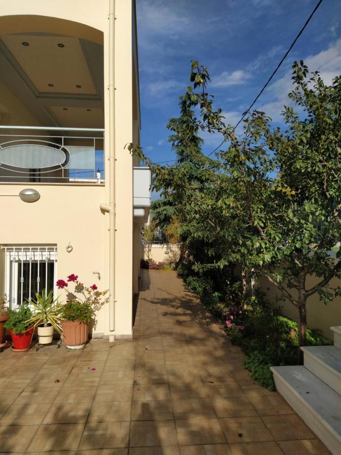 Dora'S Home With Garden Volos Luaran gambar