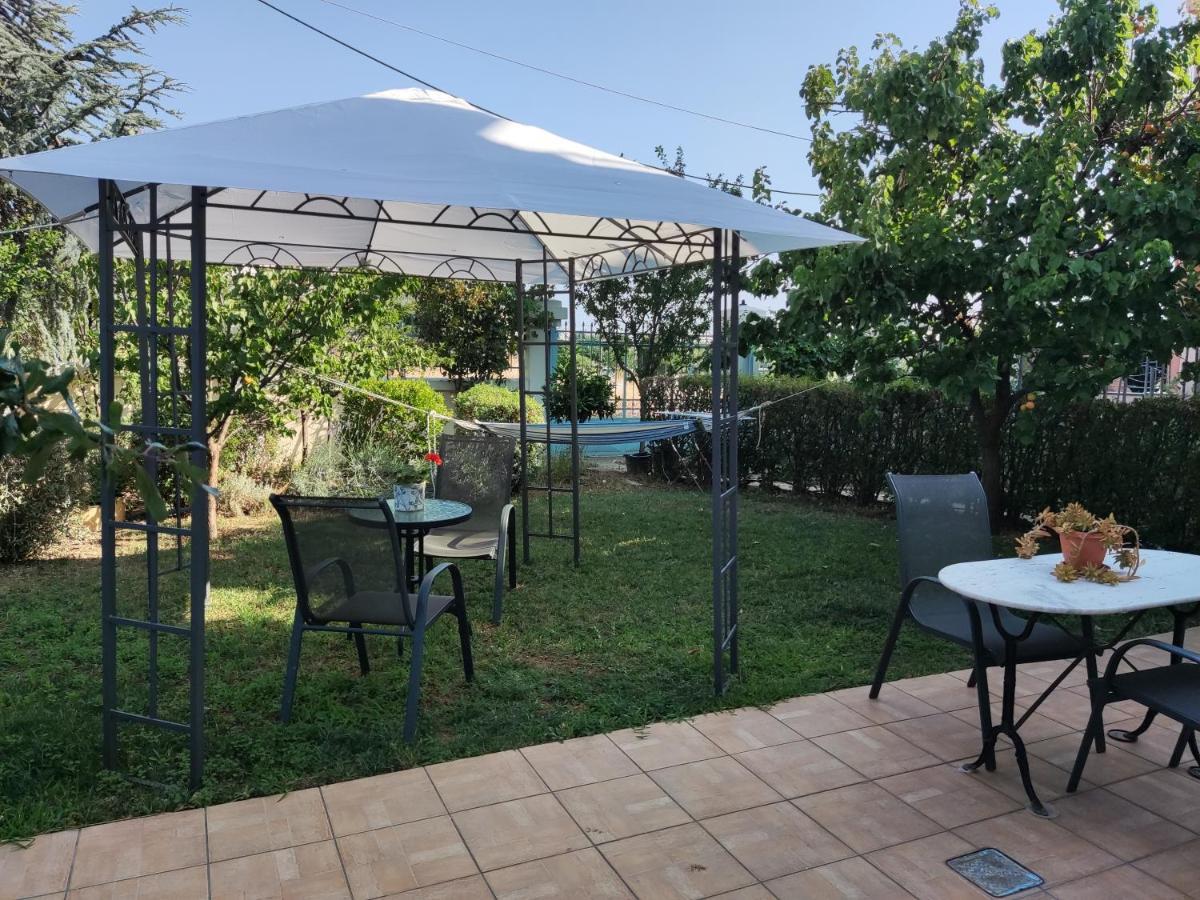 Dora'S Home With Garden Volos Luaran gambar