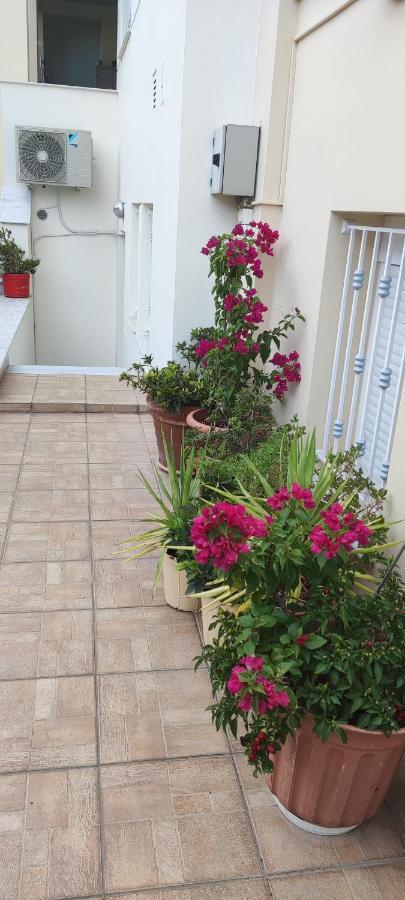 Dora'S Home With Garden Volos Luaran gambar