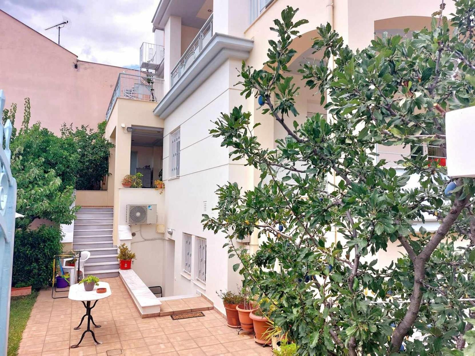 Dora'S Home With Garden Volos Luaran gambar