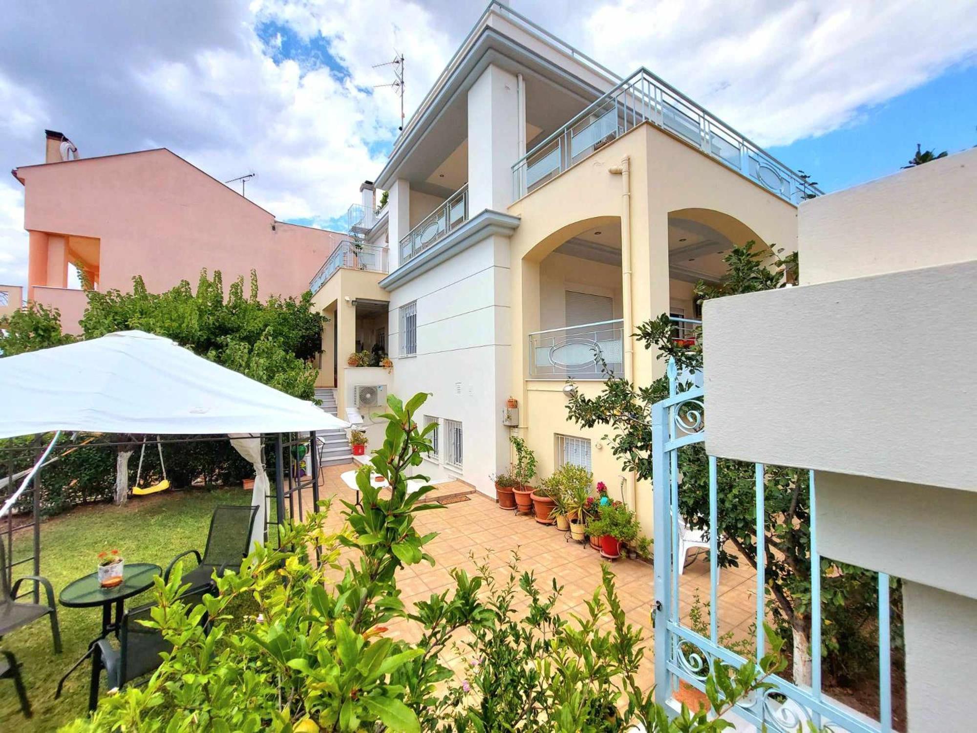 Dora'S Home With Garden Volos Luaran gambar